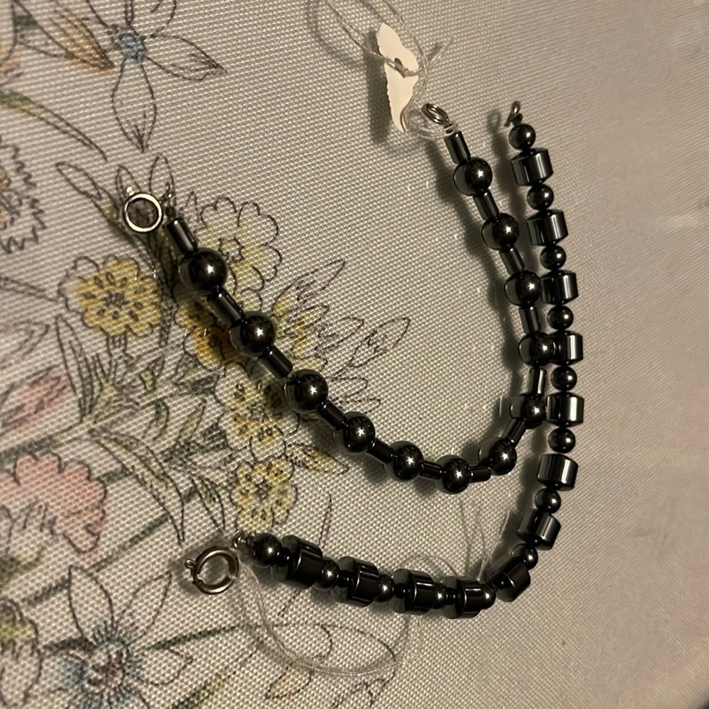 2 set magnetic stone bracelets. Recommend for good  energy